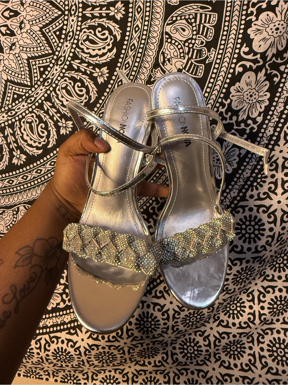 Fashion nova Silver Rhinestone heels